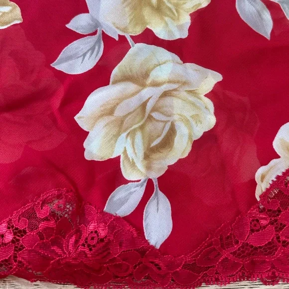 Victoria’s Secret Floral Lace Red négligée Slip lingerie Chemise Medium - Picture 6 of 16